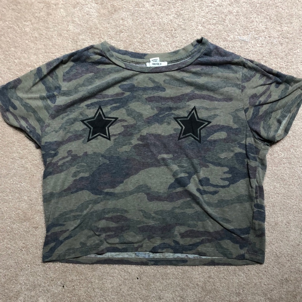 Camouflage crop top